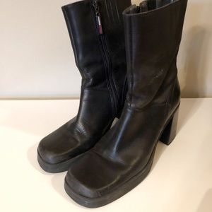 Tommy Hilfiger Mid Calf Boot